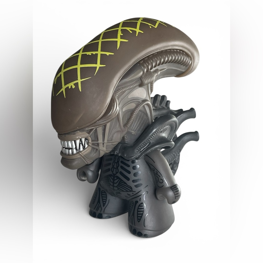Alien vs Predator Titan Vinyl Xenomorph Figure 2015 Fox Collectible Figurine‎